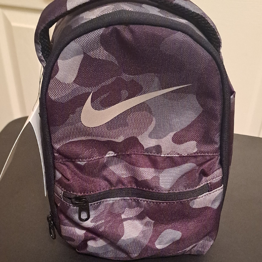 Nike Insulated Lunch Bag NWT